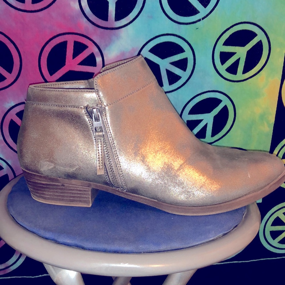 Maurices silver booties, size 11